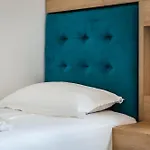 Eldo Paradise Apartament *