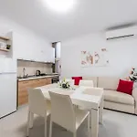 Eldo Paradise Apartament
