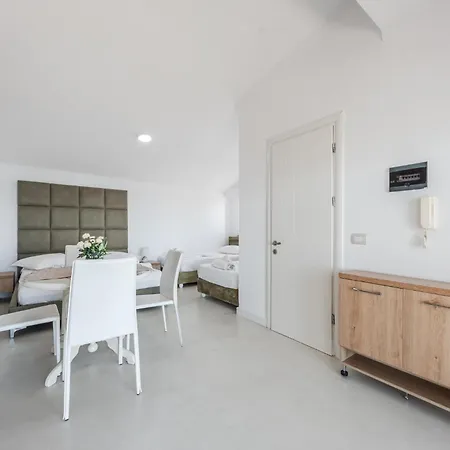 Eldo Paradise Apartment Durres