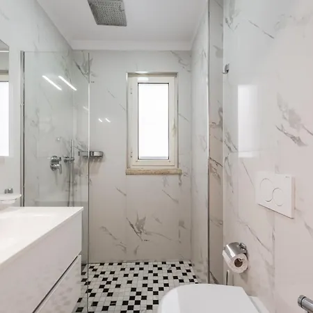 Eldo Paradise Apartment