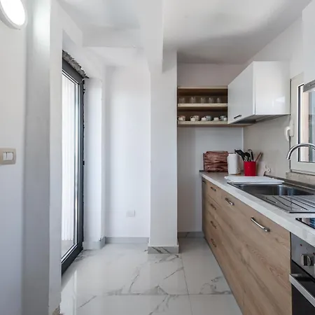 Eldo Paradise Apartment