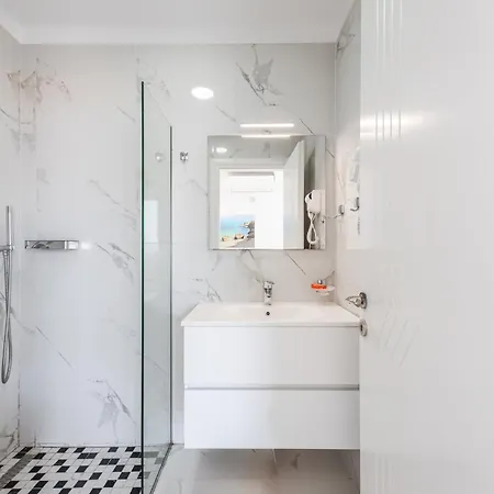 Eldo Paradise Apartment